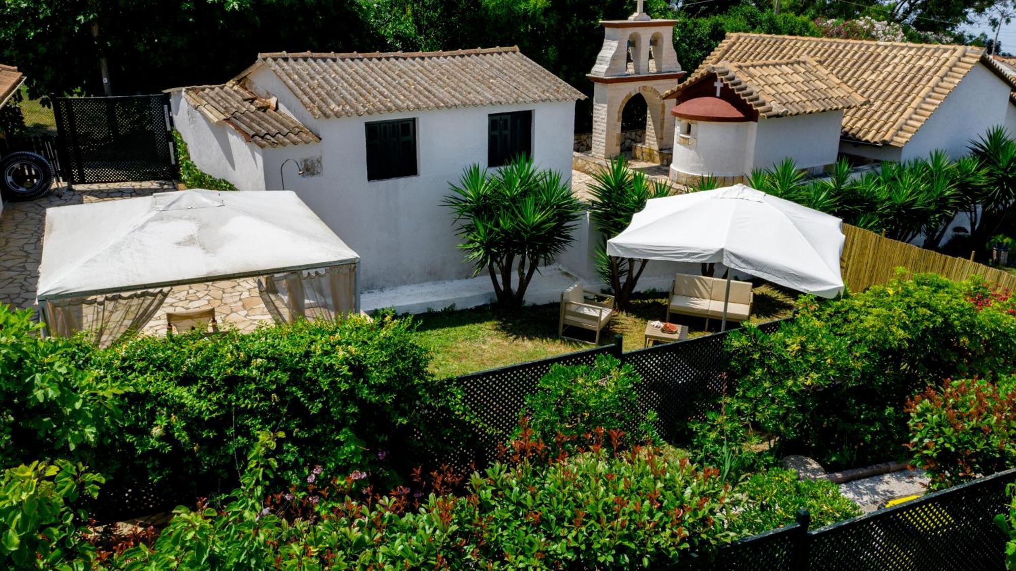 Elena'S Seaside Apartments & Studios Agios Gordios  Exterior photo